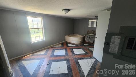 802 W 15th Street Newton NC 28658