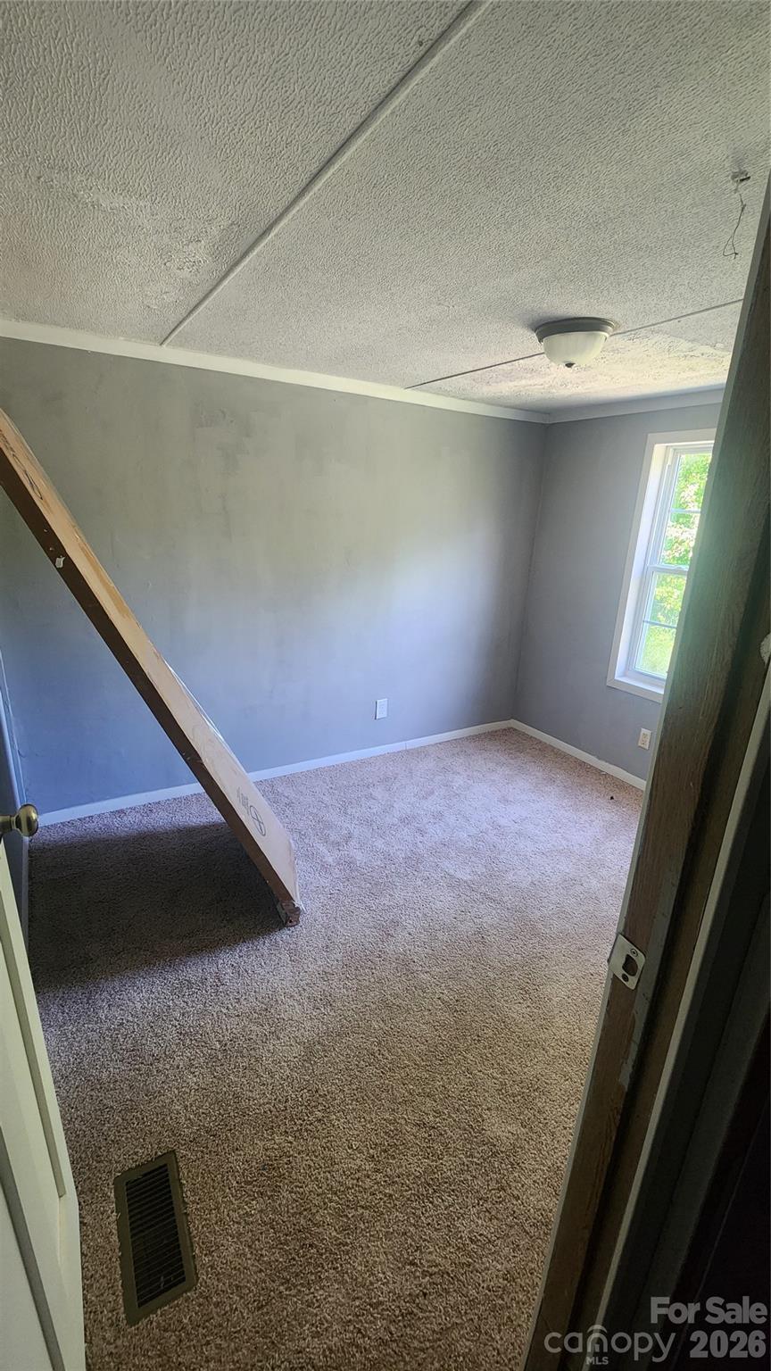 802 W 15th Street Newton NC 28658