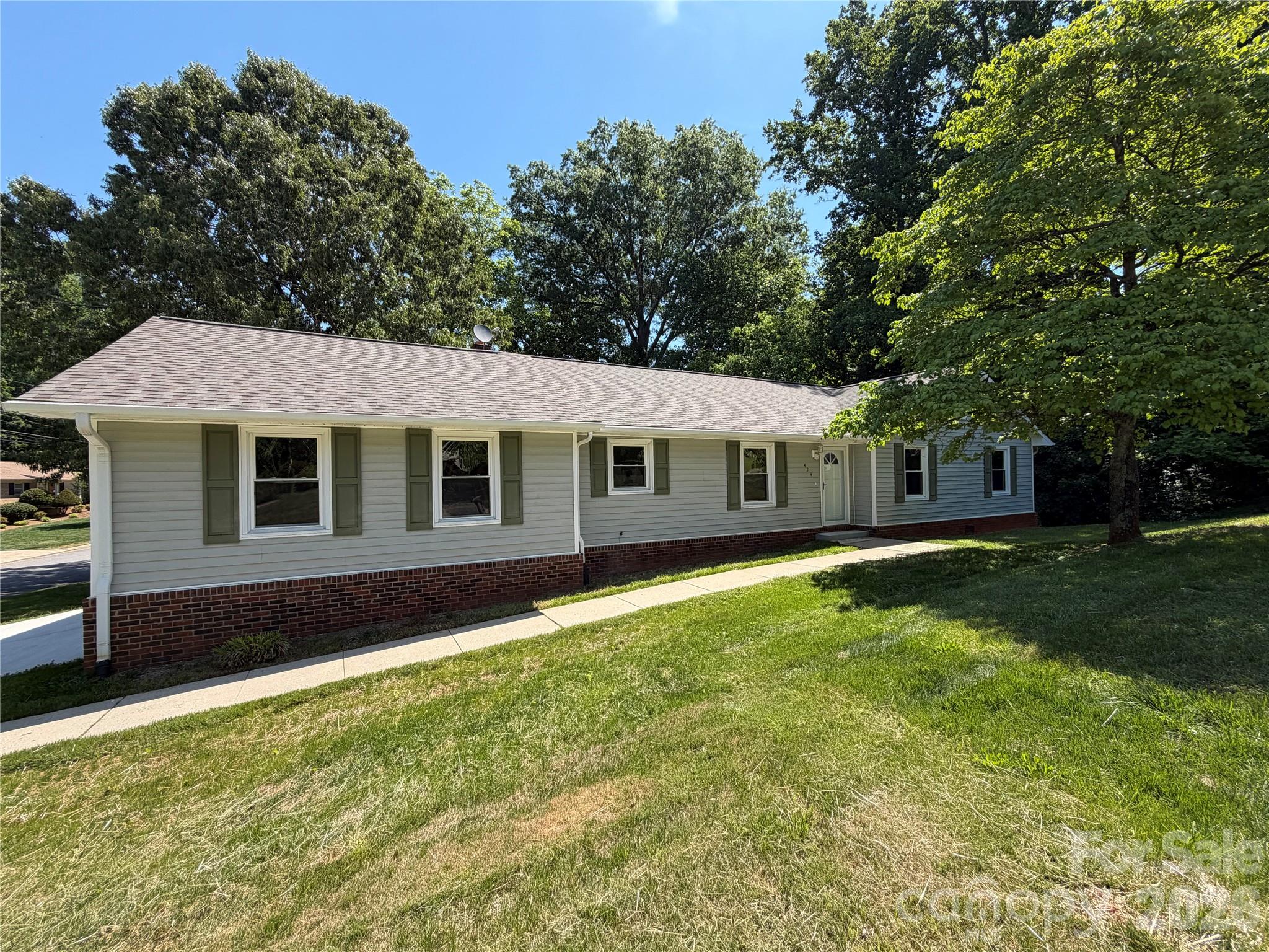 424 Holland Drive Statesville NC 28677