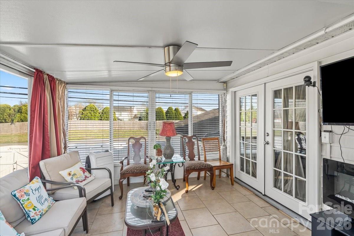 10931 Magenta Lane Charlotte NC 28262