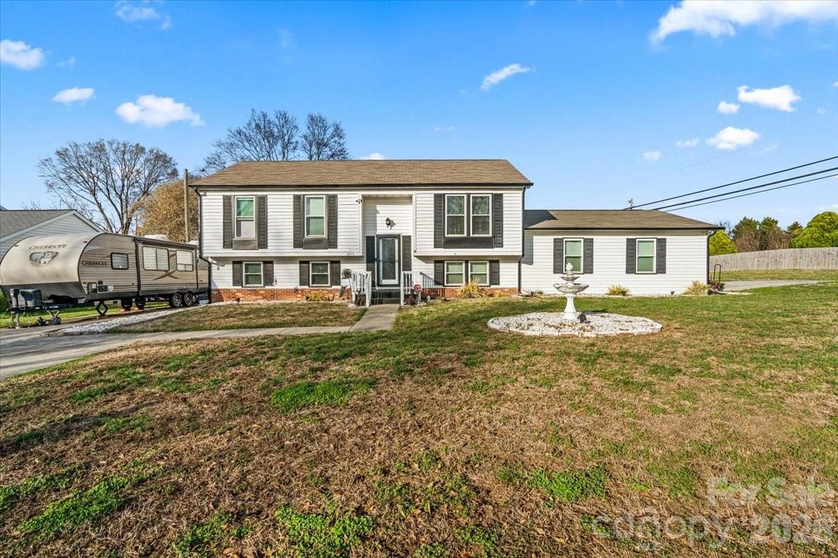 10931 Magenta Lane Charlotte NC 28262
