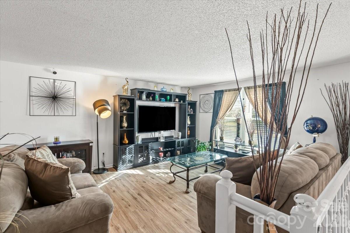 10931 Magenta Lane Charlotte NC 28262