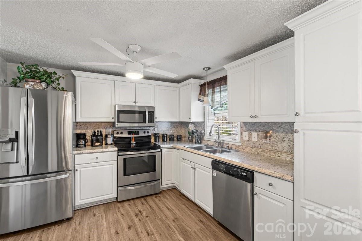 10931 Magenta Lane Charlotte NC 28262