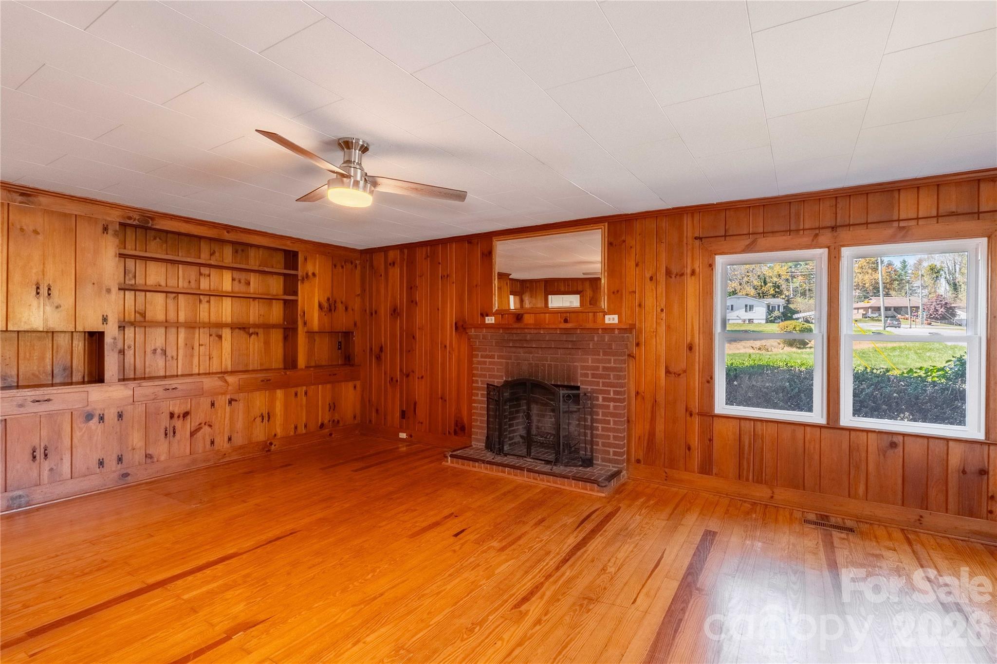 422 Hebron Road Hendersonville NC 28739