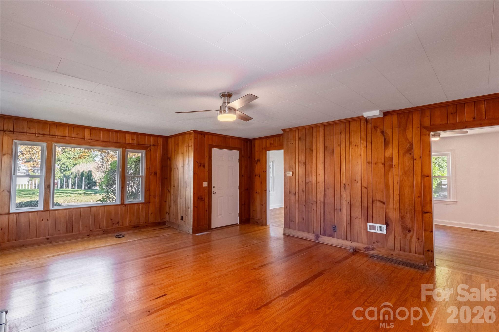 422 Hebron Road Hendersonville NC 28739