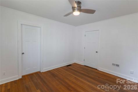 422 Hebron Road Hendersonville NC 28739
