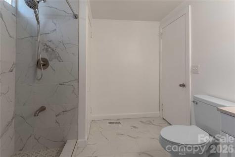 422 Hebron Road Hendersonville NC 28739