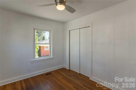 422 Hebron Road Hendersonville NC 28739