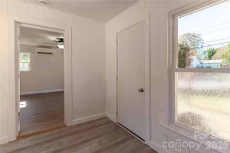 422 Hebron Road Hendersonville NC 28739