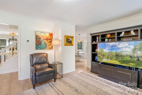 253 Old Gibbs Road Weaverville NC 28787