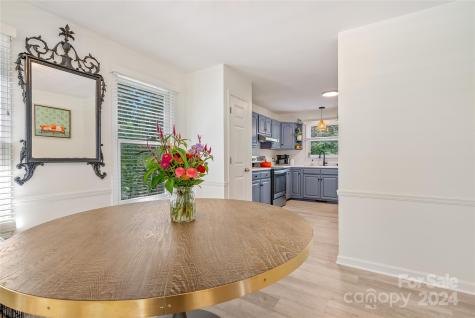 253 Old Gibbs Road Weaverville NC 28787