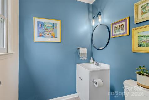 253 Old Gibbs Road Weaverville NC 28787