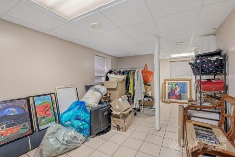 253 Old Gibbs Road Weaverville NC 28787