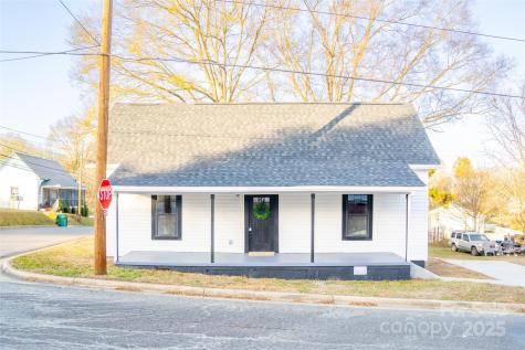 748 Efird Street Albemarle NC 28001