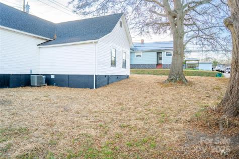 748 Efird Street Albemarle NC 28001