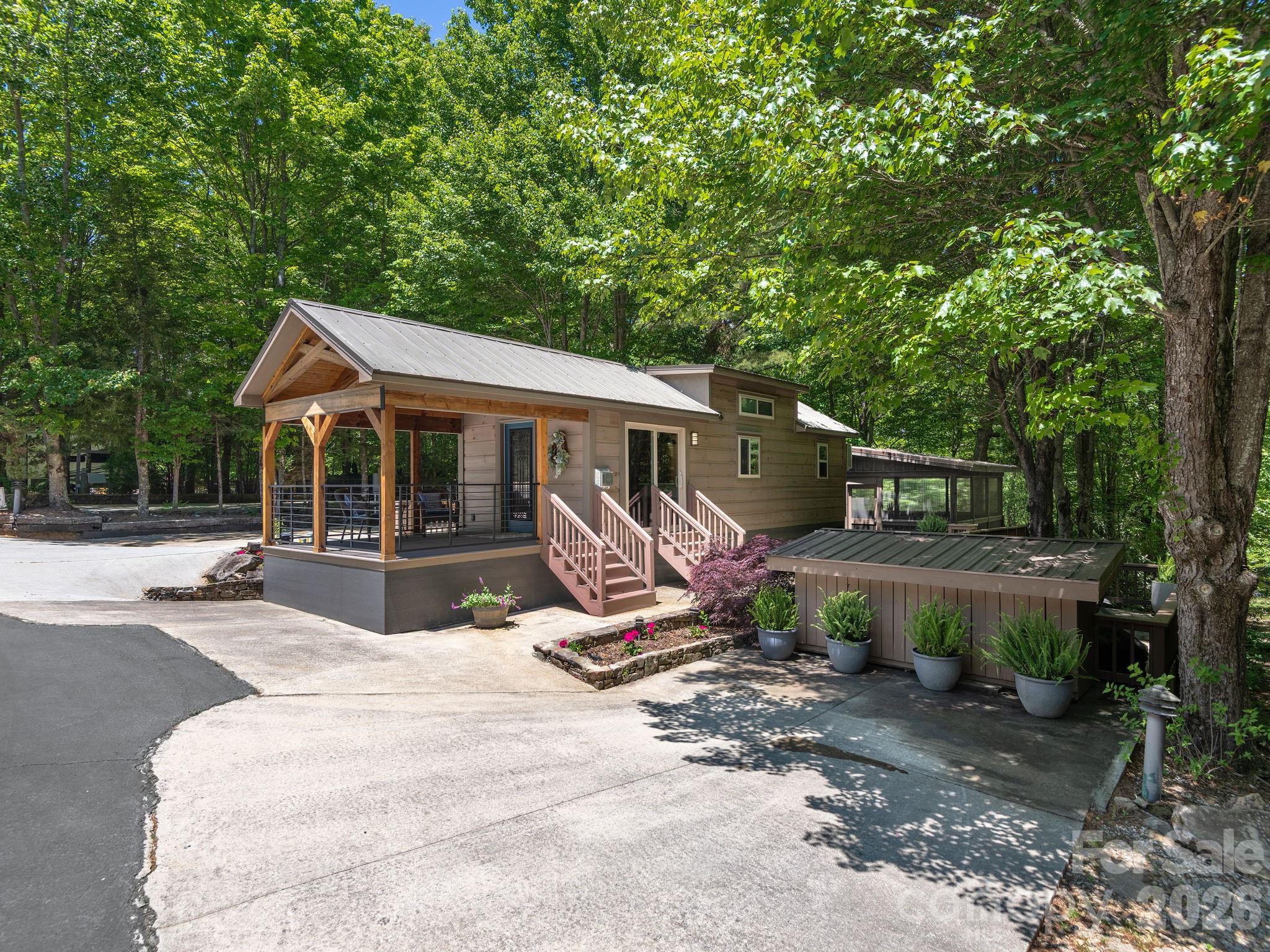61 Boulder Drive Lake Toxaway NC 28747