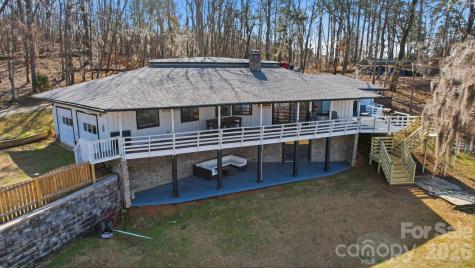 1777 Wild Turkey Road Camden SC 29020