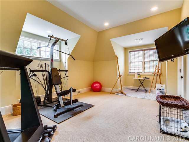 1129 Granville Road Charlotte NC 28207