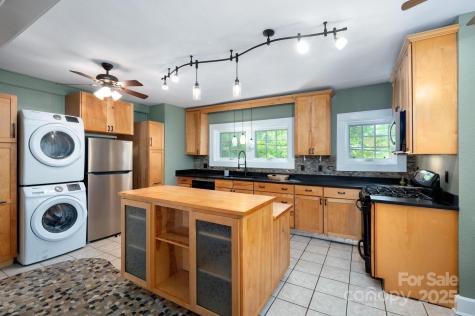 135 Tacoma Circle Asheville NC 28801