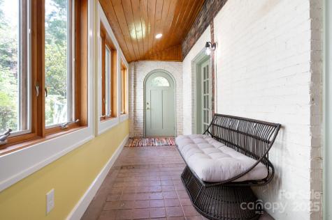 135 Tacoma Circle Asheville NC 28801