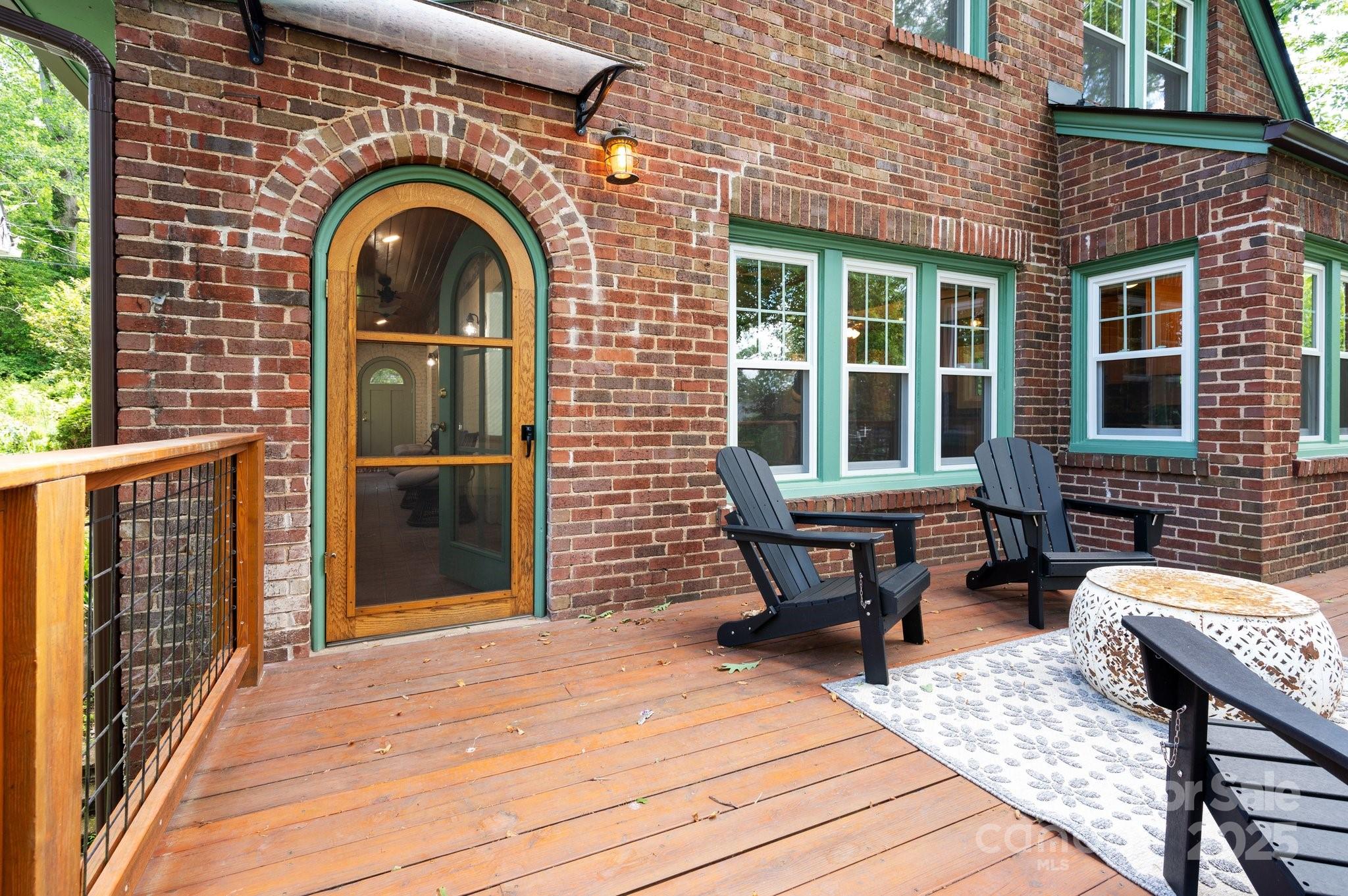 135 Tacoma Circle Asheville NC 28801