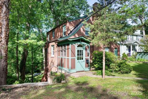 135 Tacoma Circle Asheville NC 28801