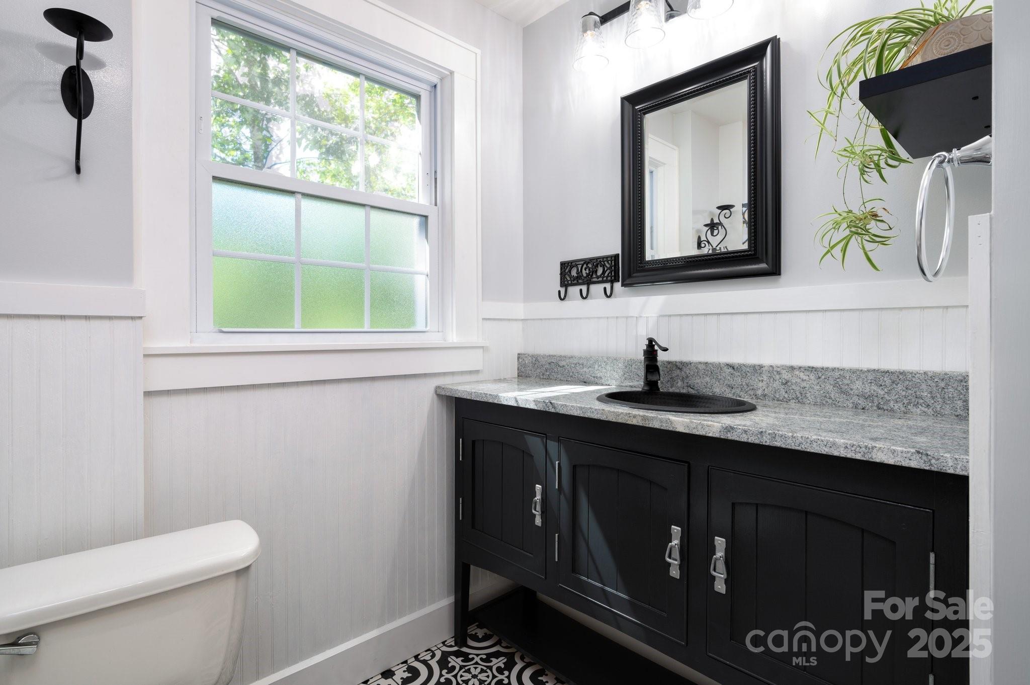 135 Tacoma Circle Asheville NC 28801