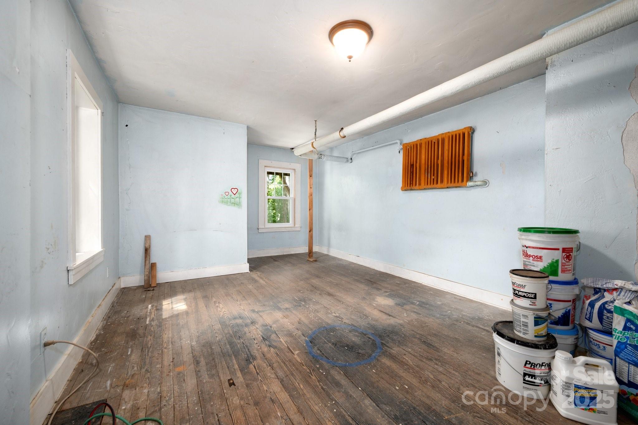 135 Tacoma Circle Asheville NC 28801