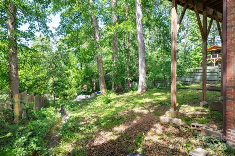 135 Tacoma Circle Asheville NC 28801