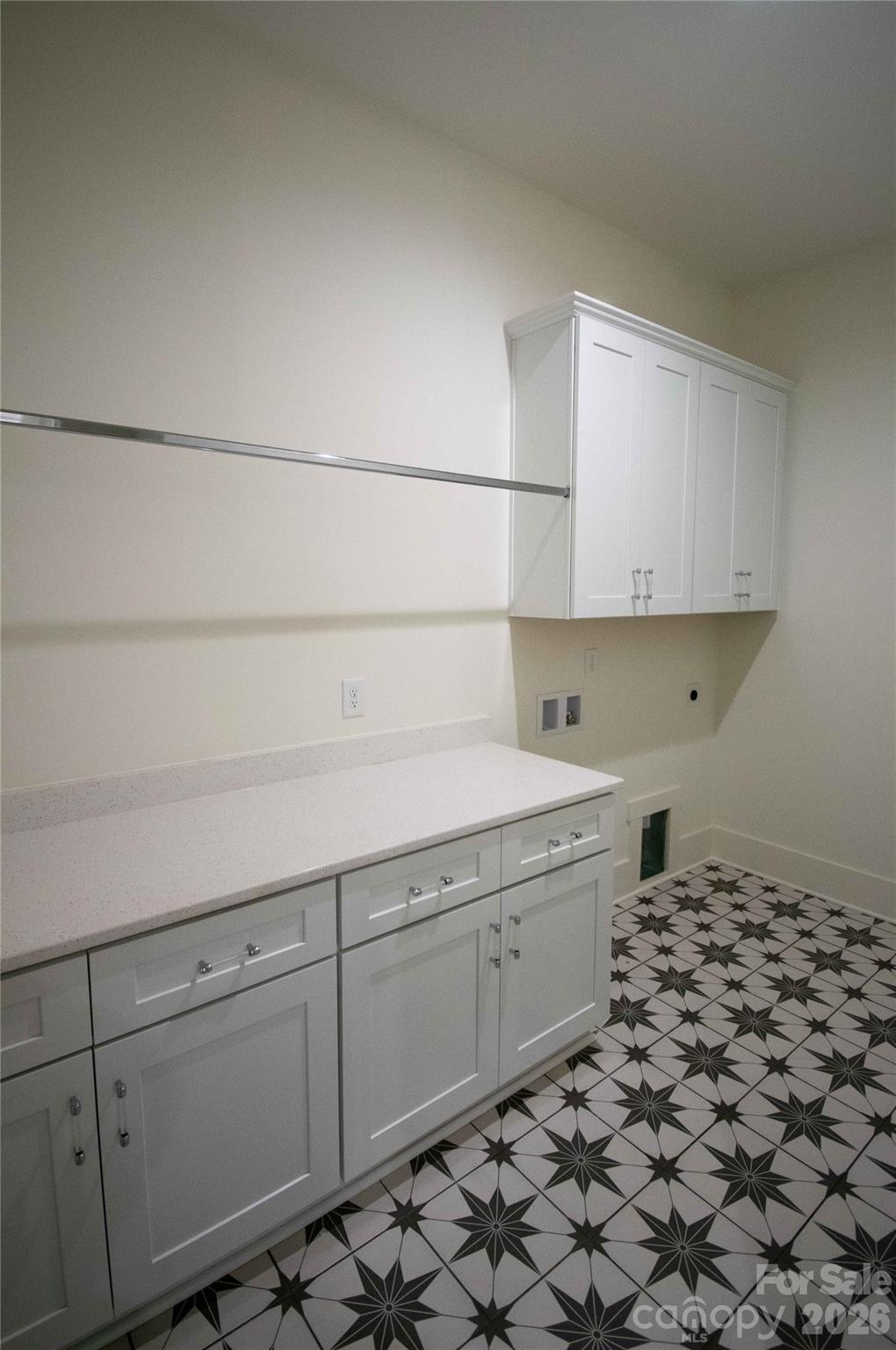 80 42nd Avenue NW Hickory NC 28691