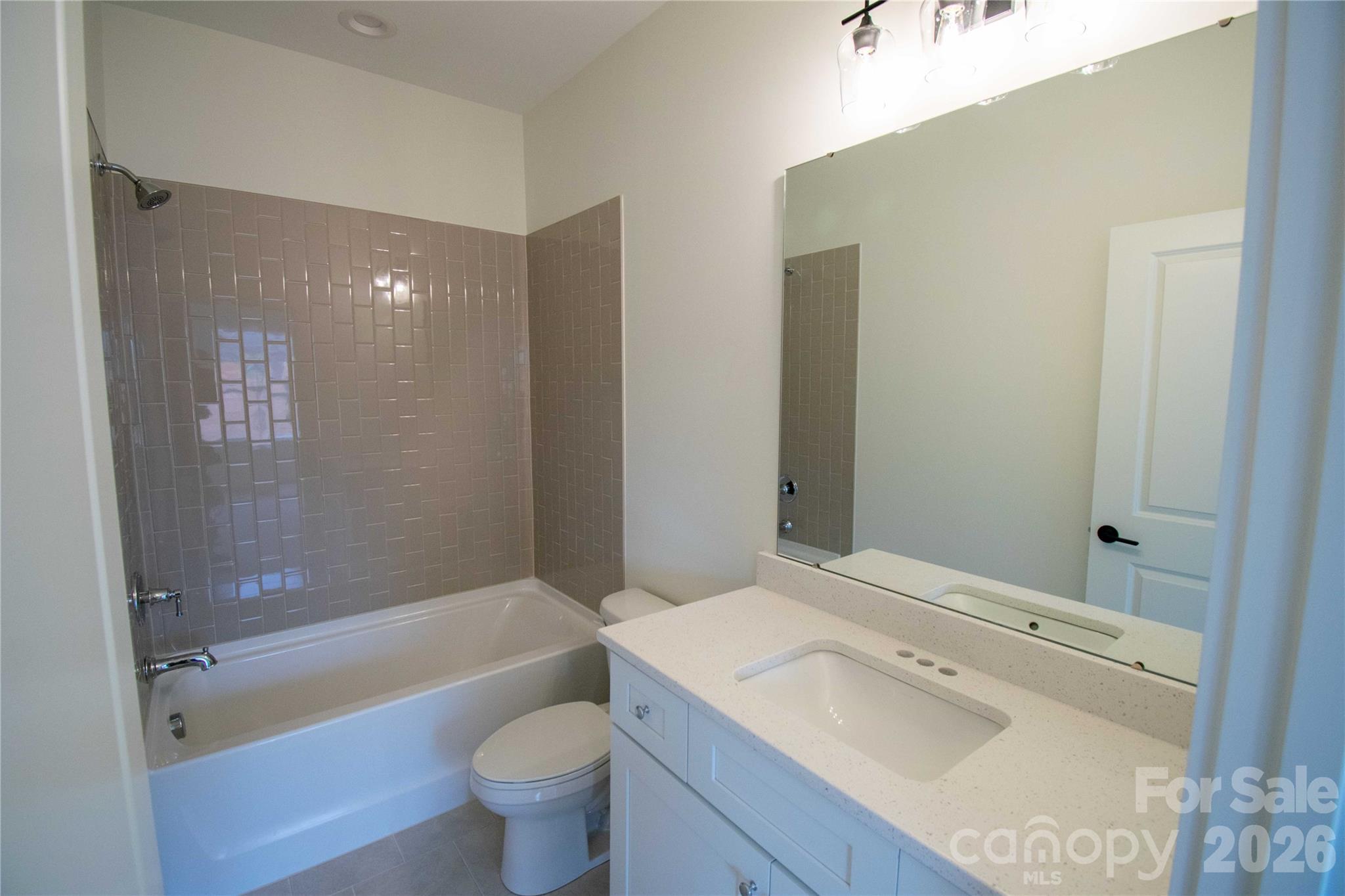 80 42nd Avenue NW Hickory NC 28691