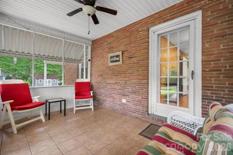 508 2nd Avenue NE Conover NC 28613
