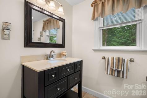 508 2nd Avenue NE Conover NC 28613