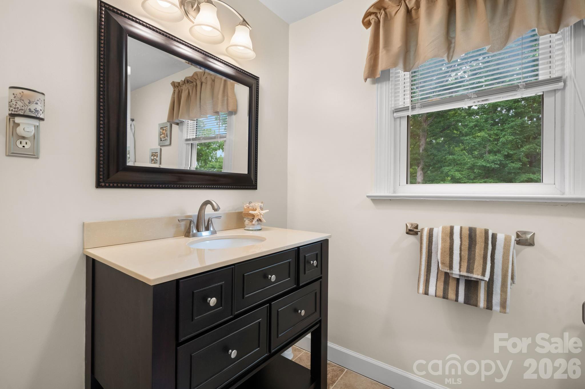 508 2nd Avenue NE Conover NC 28613