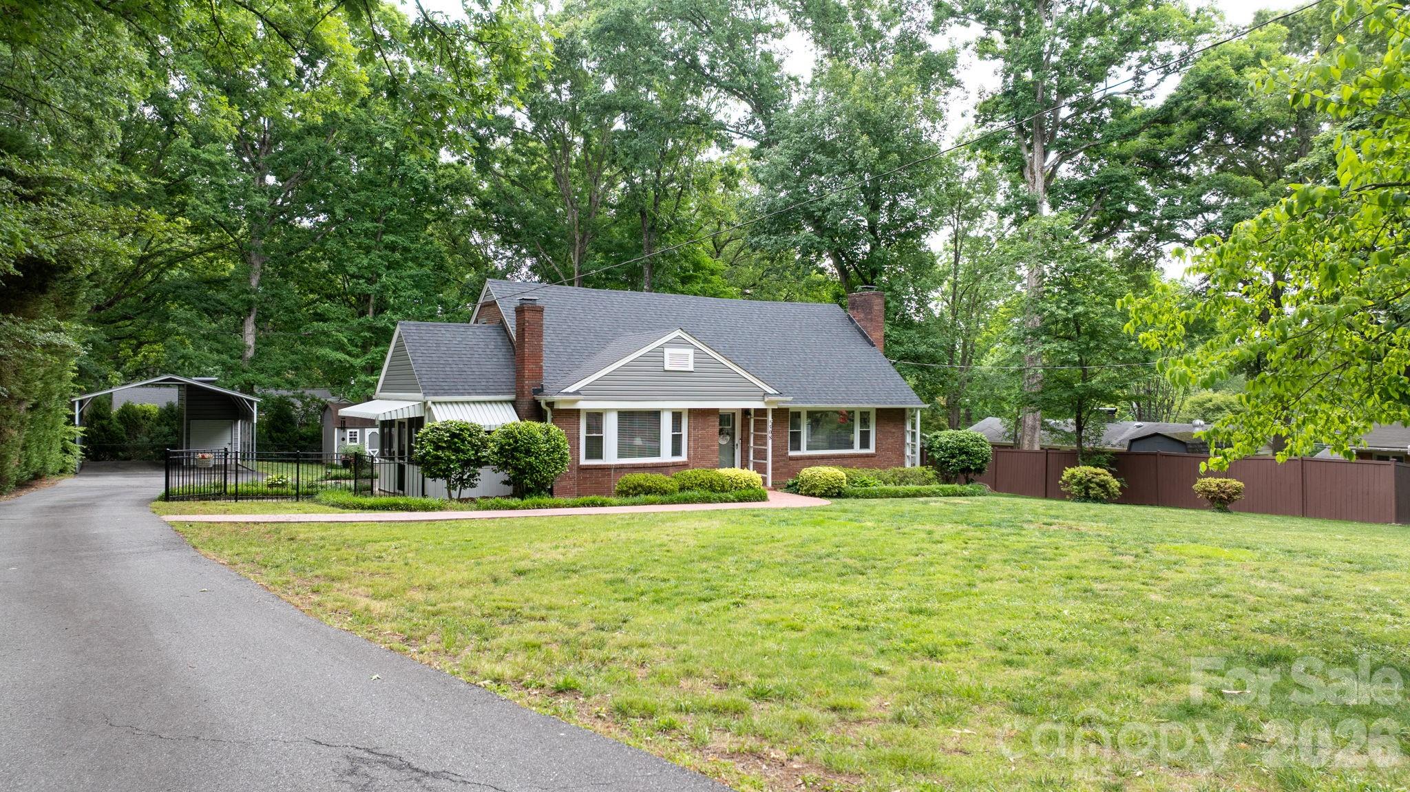 508 2nd Avenue NE Conover NC 28613