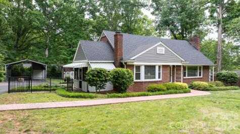 508 2nd Avenue NE Conover NC 28613