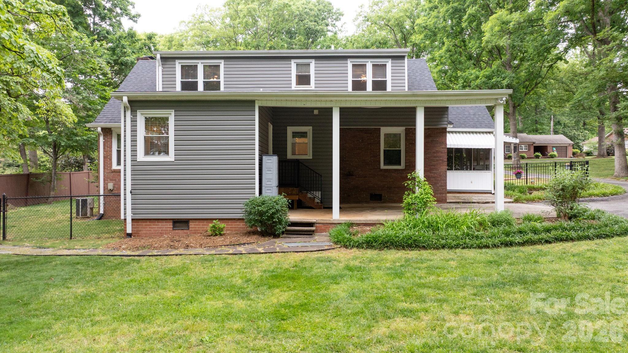 508 2nd Avenue NE Conover NC 28613