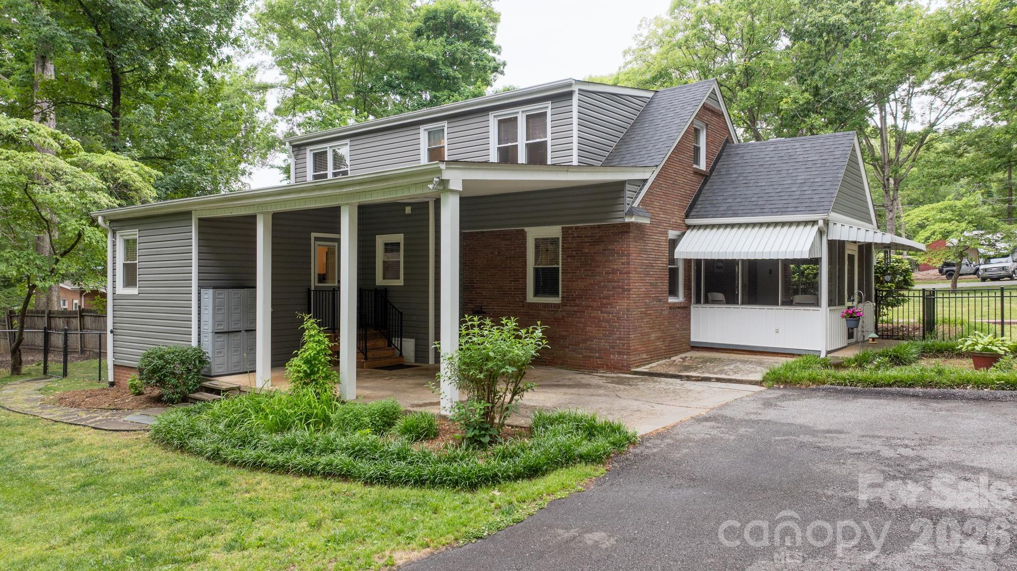 508 2nd Avenue NE Conover NC 28613