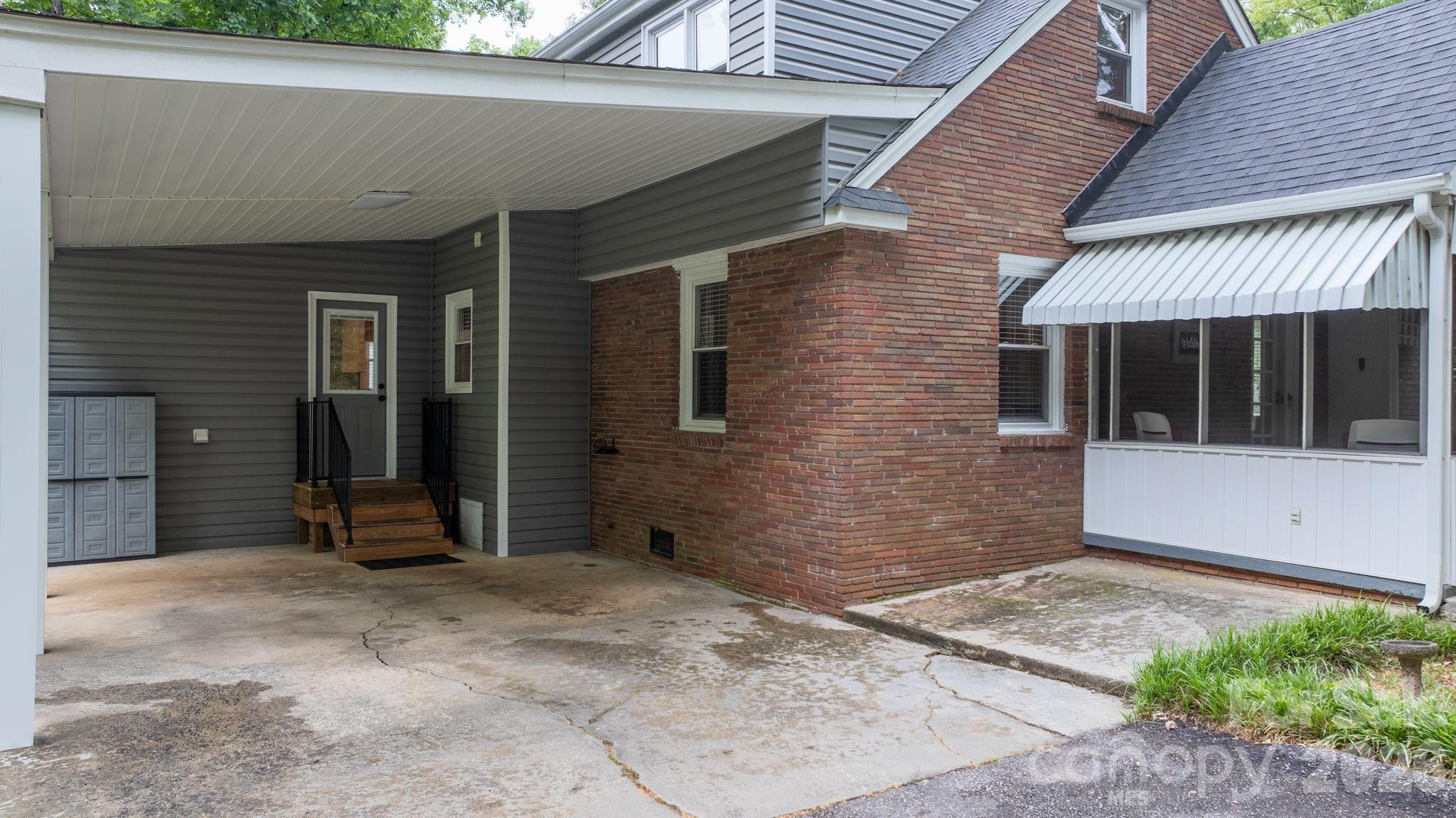 508 2nd Avenue NE Conover NC 28613
