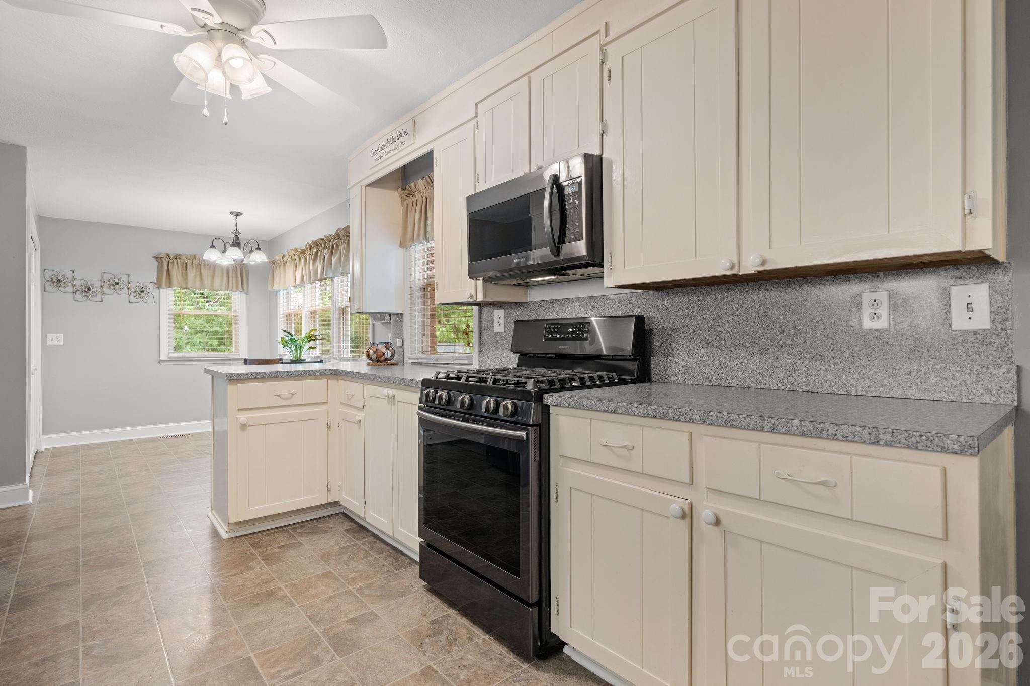 508 2nd Avenue NE Conover NC 28613