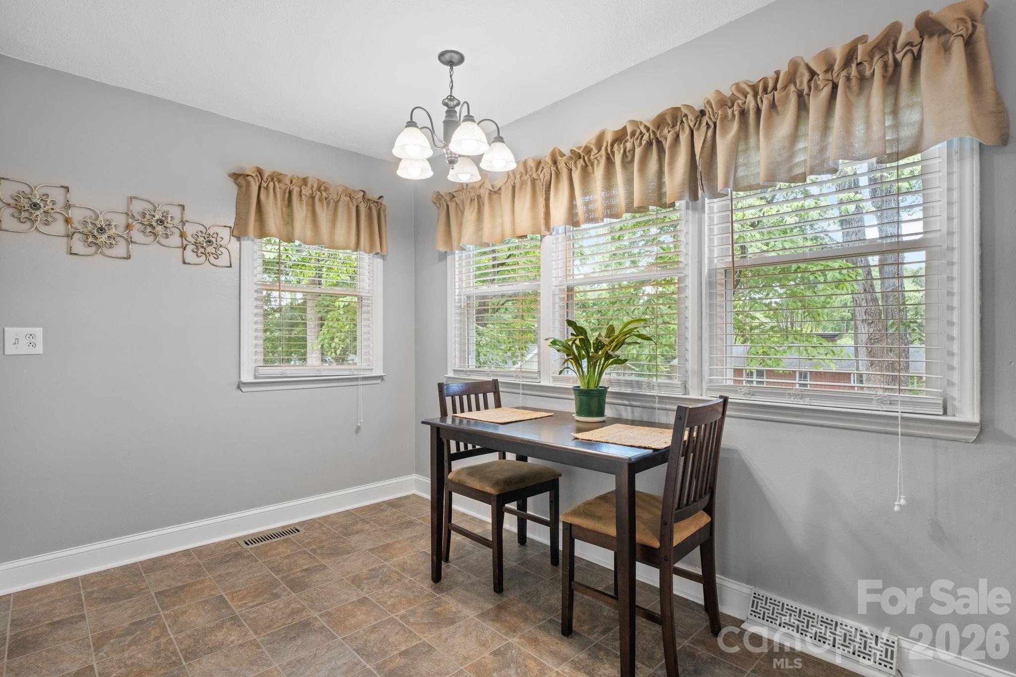 508 2nd Avenue NE Conover NC 28613