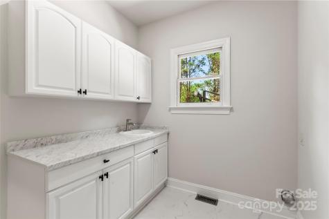 3011 Mckee Road Charlotte NC 28270