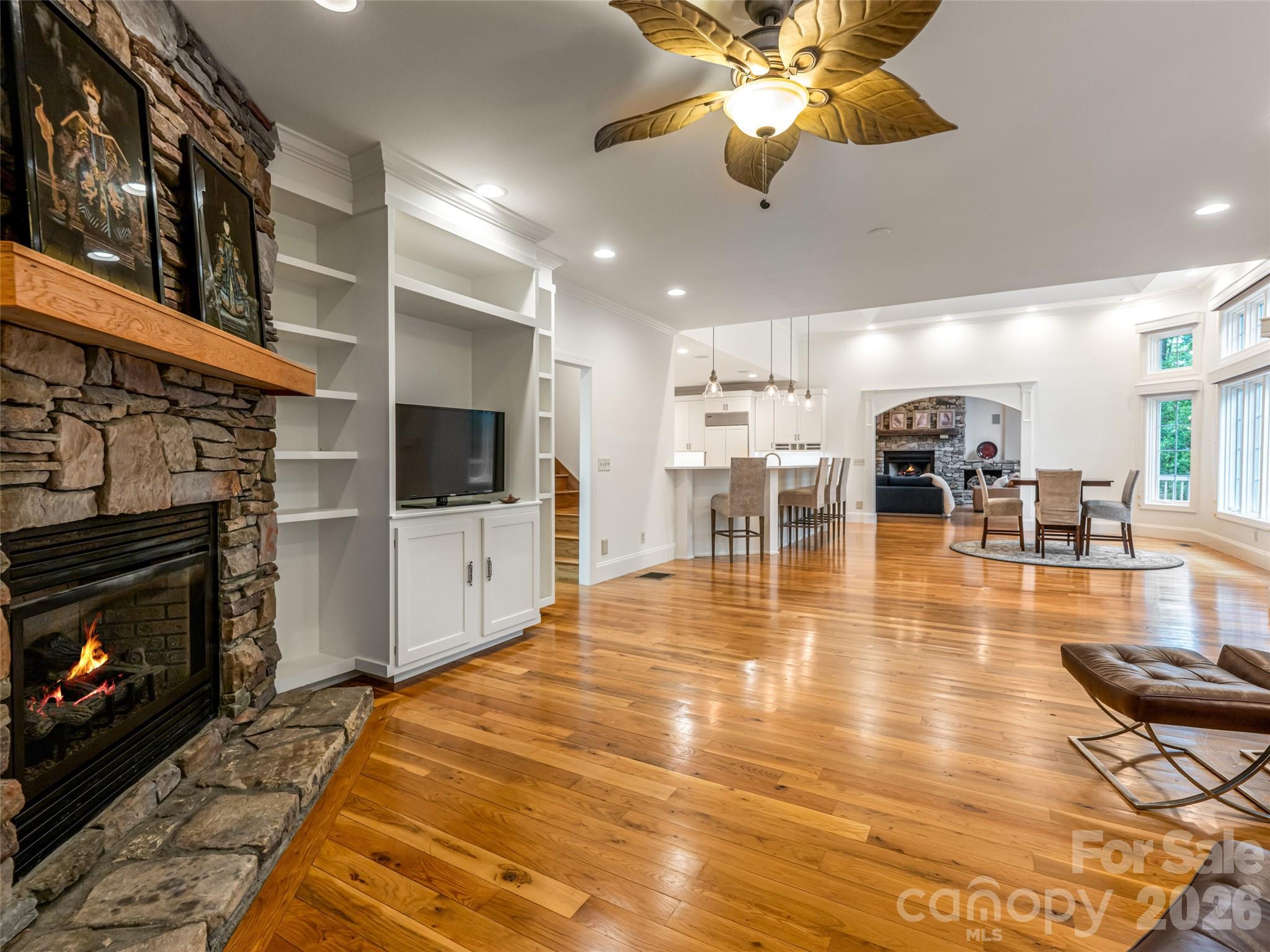 307 S Braeside Court Asheville NC 28803