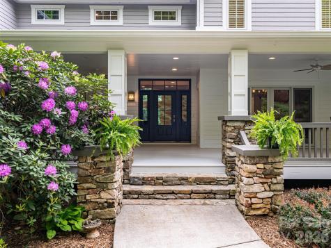 307 S Braeside Court Asheville NC 28803