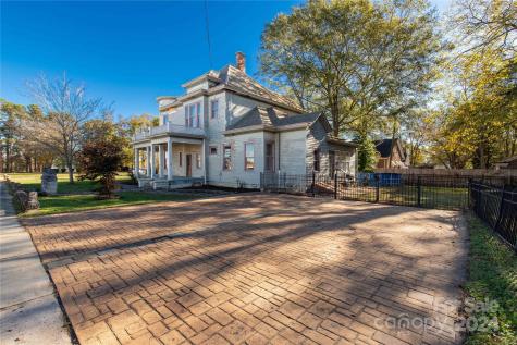 307 Kings Mountain Street Clover SC 29710