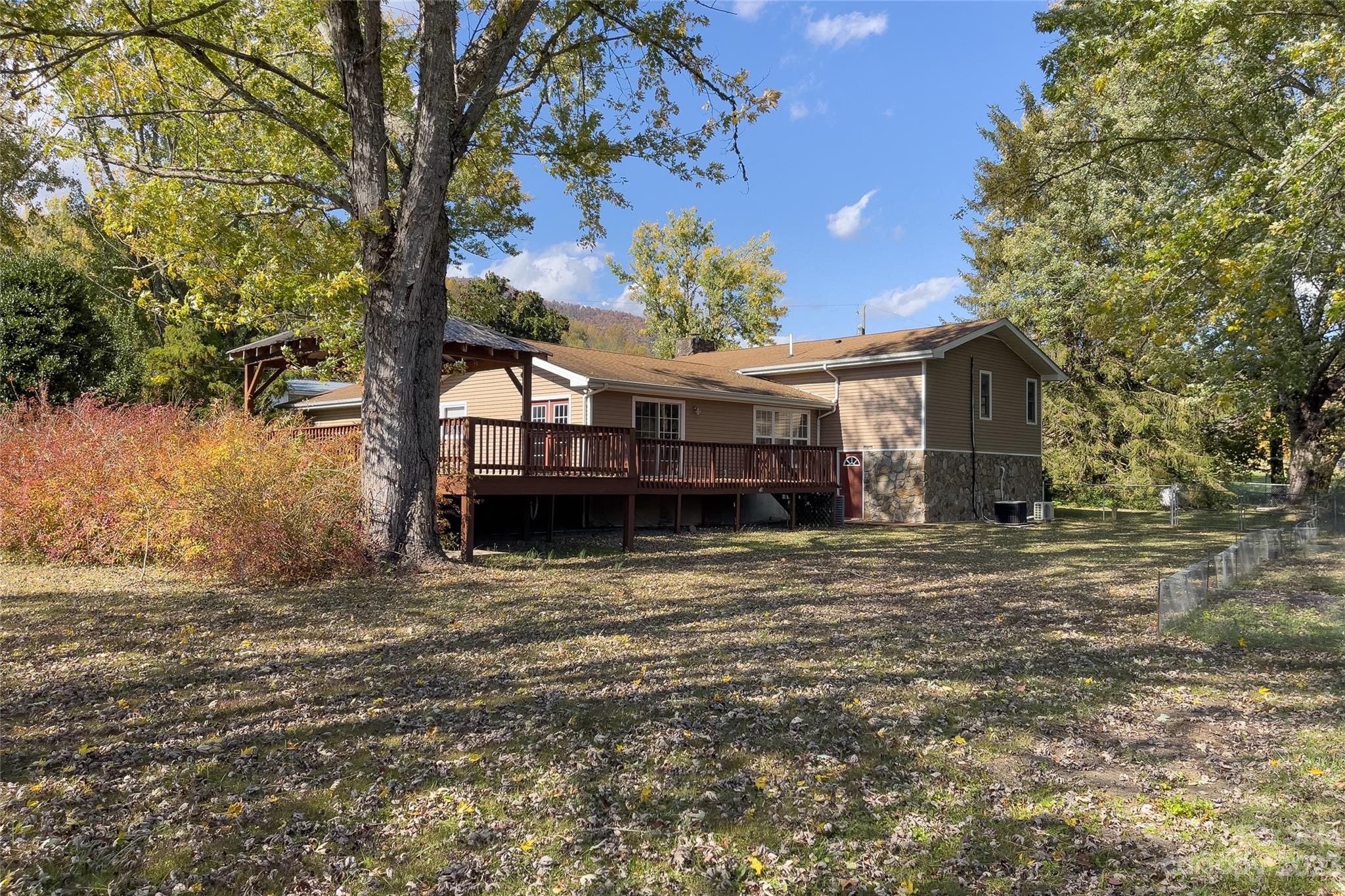 1644 West Deep Creek Road Bryson City NC 28713