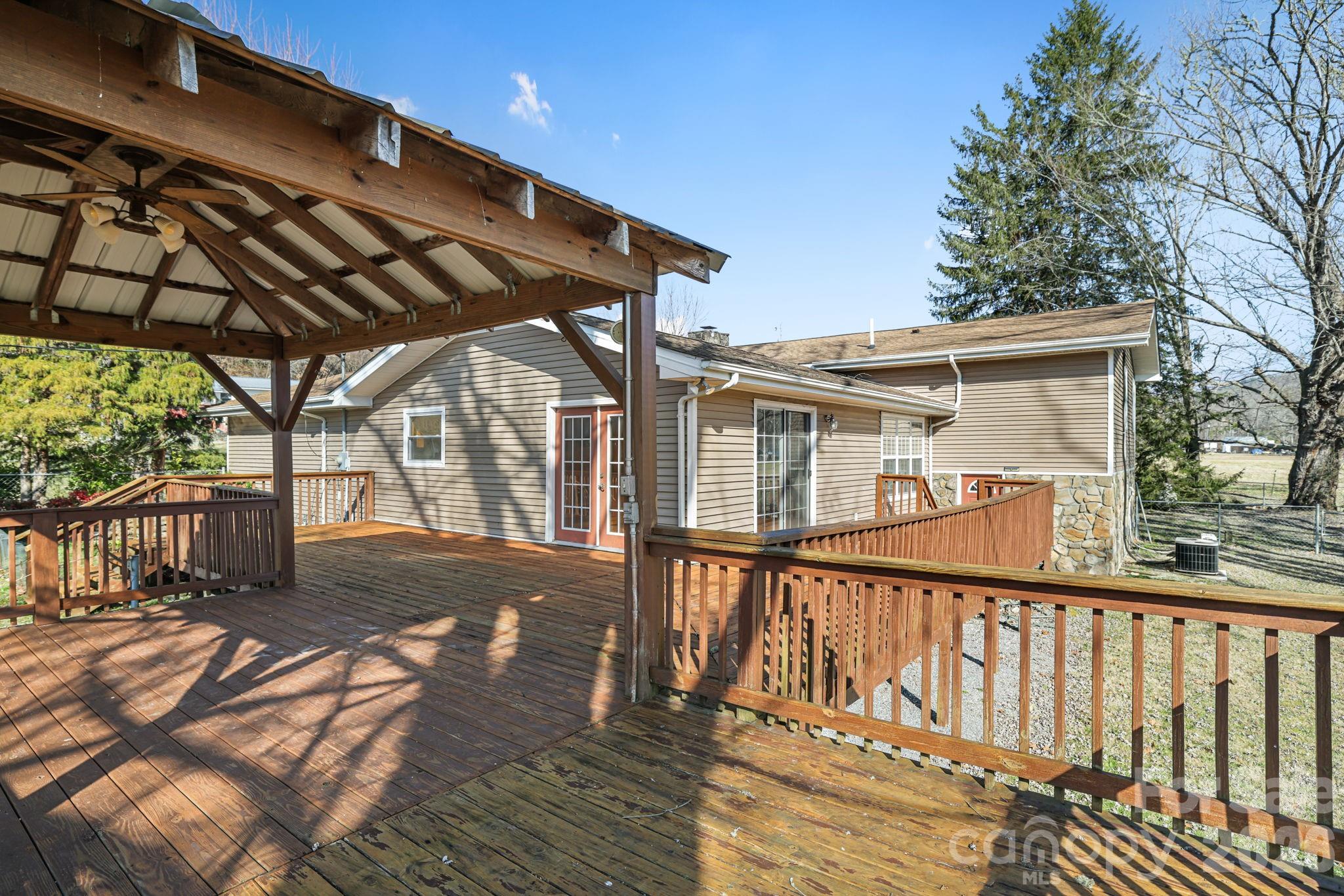 1644 West Deep Creek Road Bryson City NC 28713