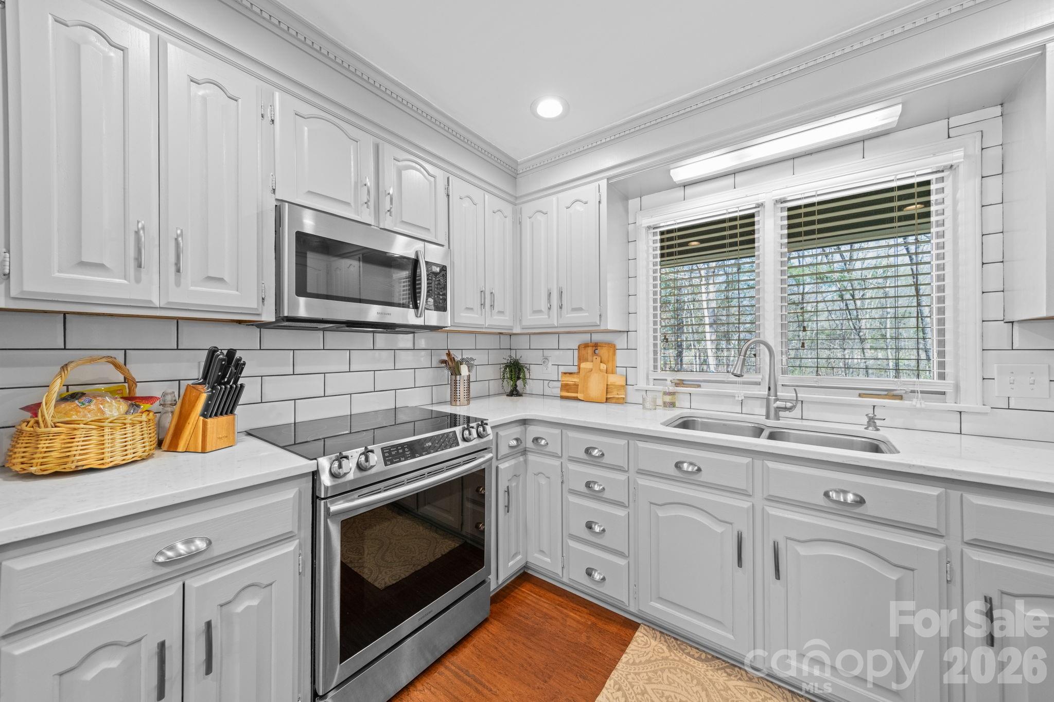 208 Falcon Drive Concord NC 28025
