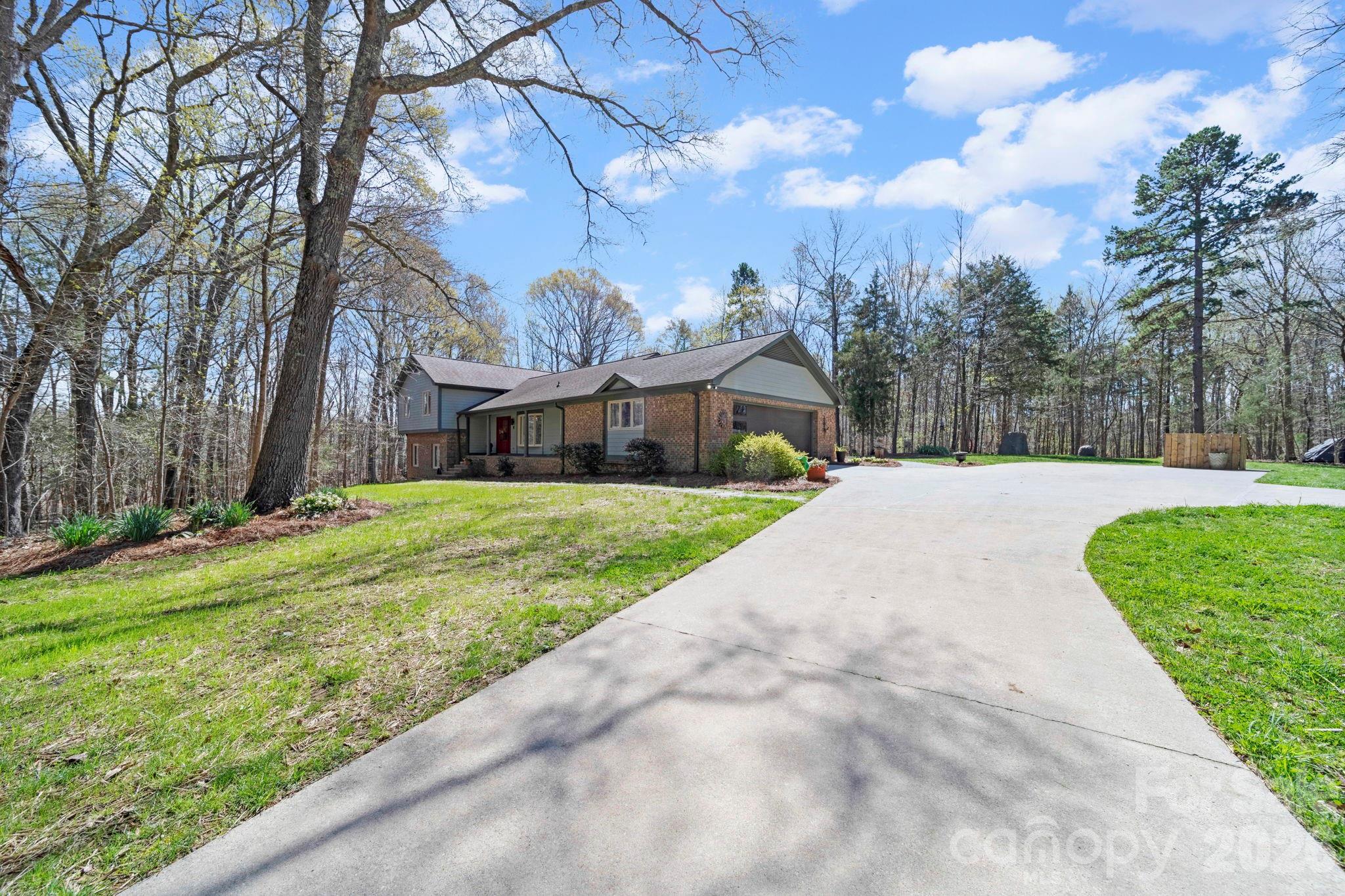 208 Falcon Drive Concord NC 28025