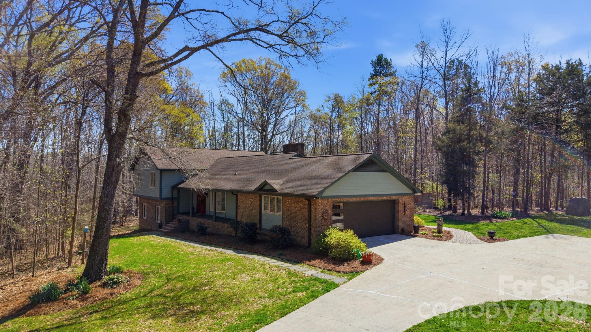 208 Falcon Drive Concord NC 28025